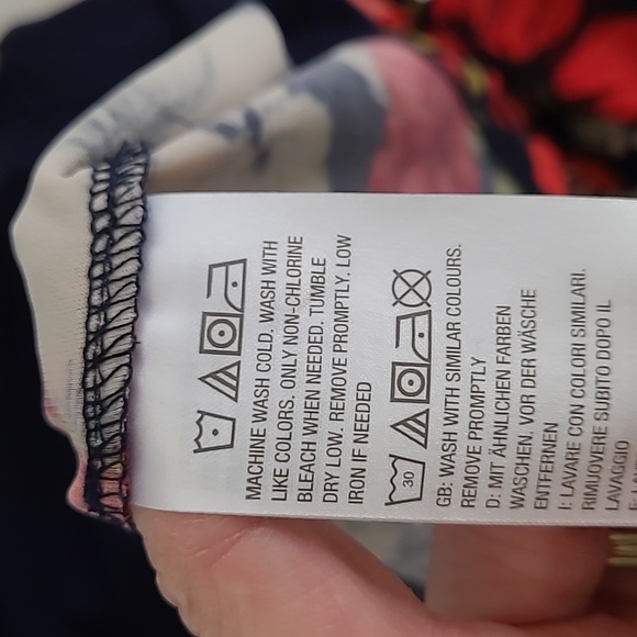 Susan Graver Navy Floral Tunic size XL - Picture 4 of 6